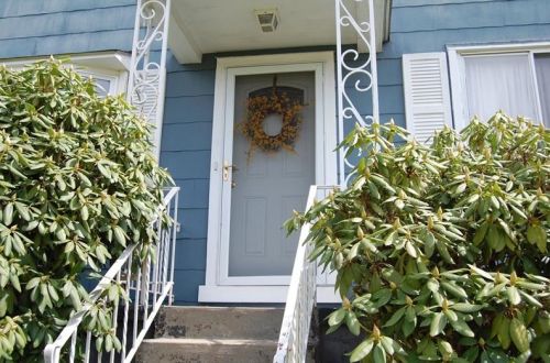 320 Richey Dr, Verona PA  15147-3422 exterior