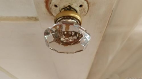 110 Main St, Plainville CT  06062-1943 exterior