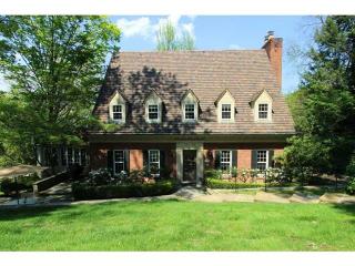 1590 Williamsburg Rd, Pittsburgh, PA 15243-1046
