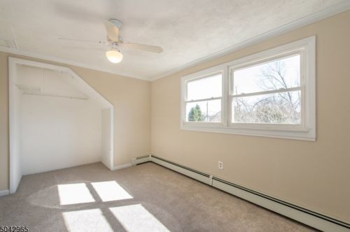 16 Briant Ave, Greystone Park NJ  07950-1724 exterior