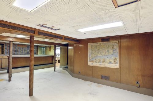 310 Elmgrove Ave, Providence RI  02906-4252 exterior