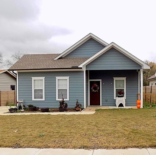4713 Garrison Ave, Dallas, TX 75216-7139