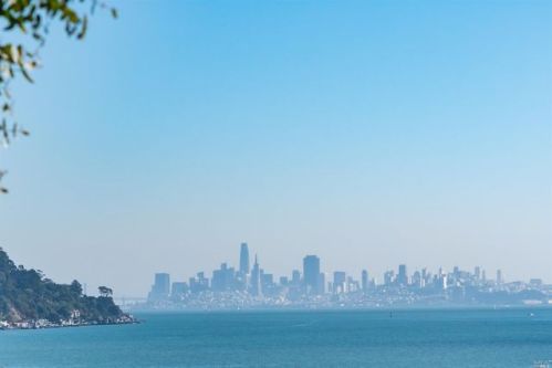 35 Andrew Dr, Tiburon, CA 94920-2167
