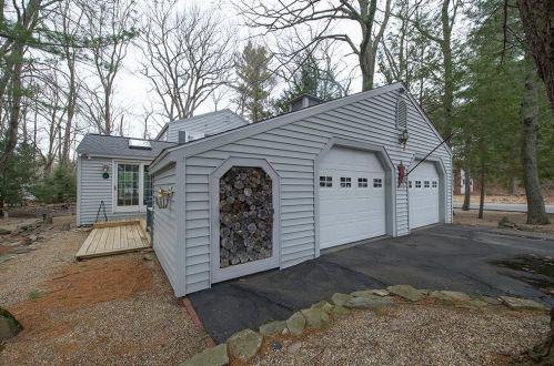 34 Wheeler Ave, Salem NH  03079-3490 exterior