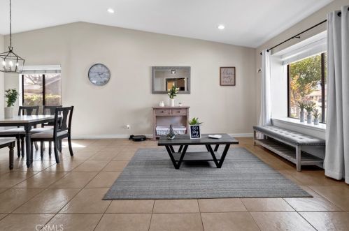 1132 Plymouth St, Glendora CA  91740-6142 exterior