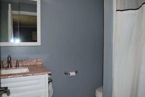 34 Tower Hill Rd, Cumberland RI  02864-1524 exterior