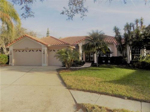 5098 Cross Pointe Dr, Oldsmar, FL 34677-5210