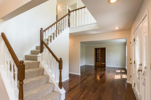 8235 Woodcreek Dr, Florence KY  41042-9119 exterior