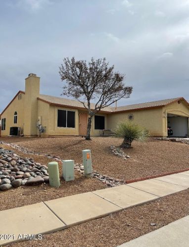8988 Mayberry Dr, Tucson, AZ 85730-5756