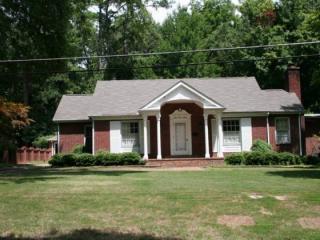828 Granger Cir, Dyersburg, TN 38024-3035