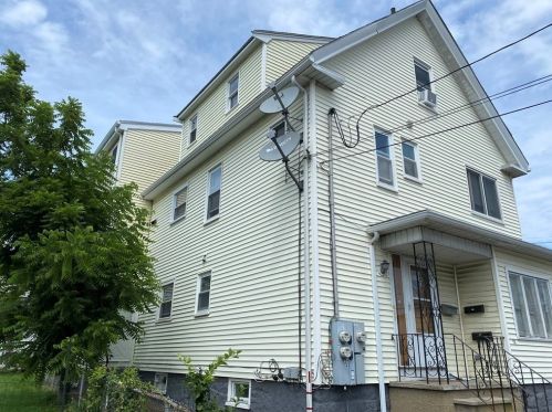 16 Northend St, Peabody, MA 01960-3261