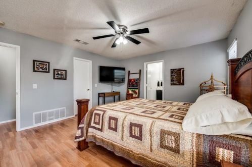 1013 Greenbend Dr, Denton TX  76210-8677 exterior