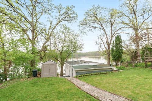 9672 Badger Hts, Edgerton, WI 53534-8959