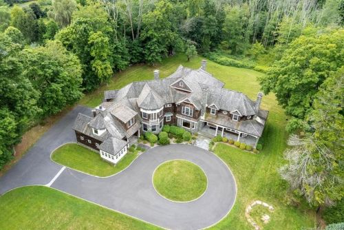 829 Salem Rd, Ridgefield, CT 06877-1714