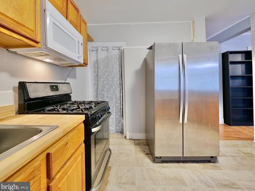 632 10th St, Boothwyn PA 19061-0045 exterior