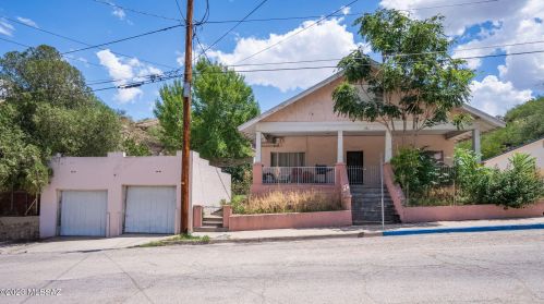 340 Wayside Dr, Nogales, AZ 85621-2830