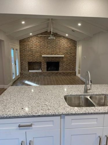 701 Pleasantview Dr, Hurst TX  76054-3311 exterior