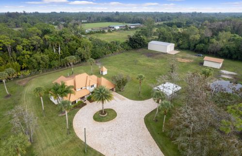1362 E Rd, Town Of Loxahatchee Groves, FL 33470-4863