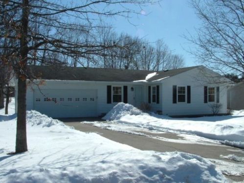 420 Young Dr, Lodi, OH 44254-1236