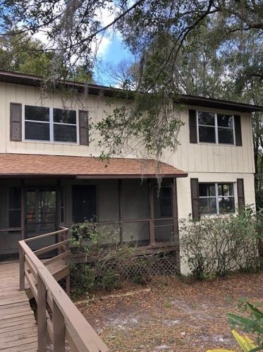 1053 Euclid Ave, Deland, FL 32720-6666