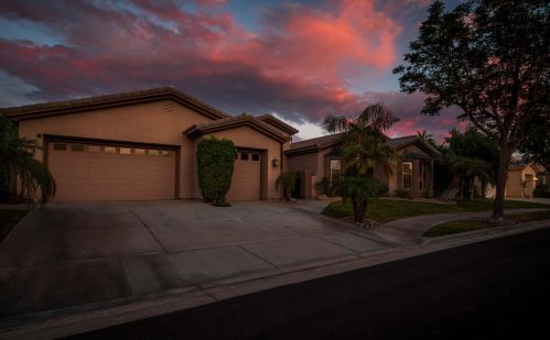 8 King Edward Ct, Rancho Mirage CA  92270-1621 exterior