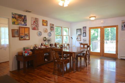 66 Shore Rd, Mount Sinai NY  11766-1420 exterior