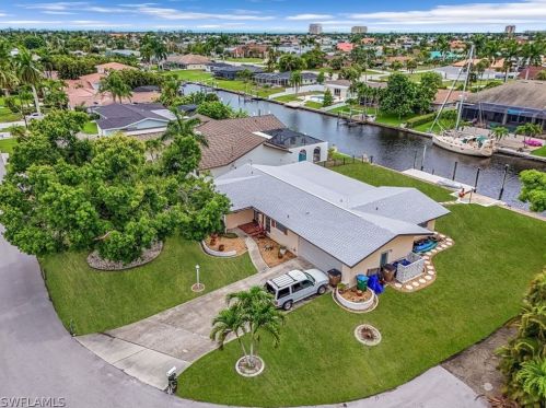 5114 3rd Ave, Cape Coral, FL 33914-7119