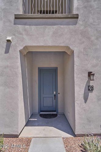 3900 Baseline Rd, Phoenix AZ  85042-6357 exterior