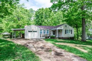 4413 Fulton Dr, Knoxville, TN 37918-4411