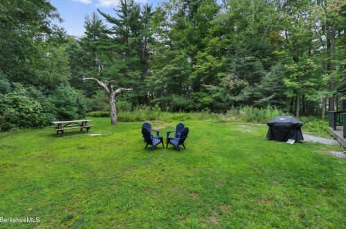 49 Laurel Way, Norfolk CT  06058-1178 exterior