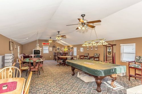 47 Prospect Ave, East Rockaway NY  11518-1232 exterior