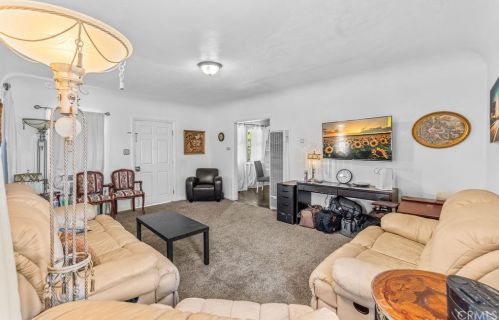4213 Pepperwood Ave, Long Beach CA  90808-1072 exterior