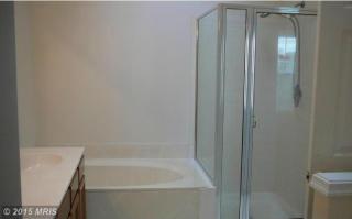 208 Harrogate Rd, Fredericksburg VA  22406-1102 exterior