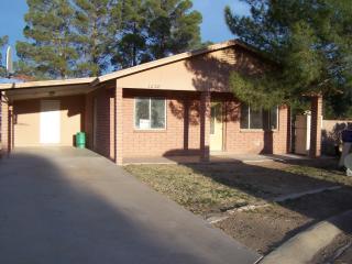 1028 El Paso Pl, Safford, AZ 85546-3628