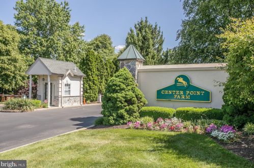 161 Meadow View Ln, Lansdale, PA 19446-5930