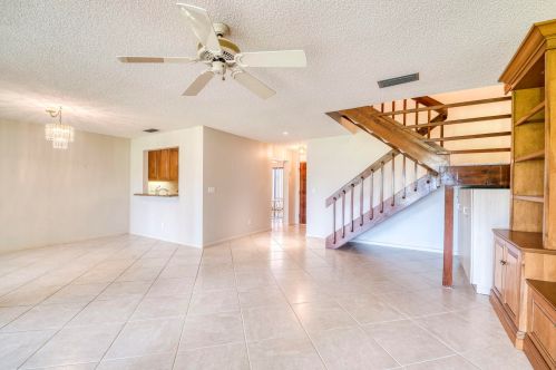 808 Windermere Way, West Palm Beach FL  33418-7170 exterior