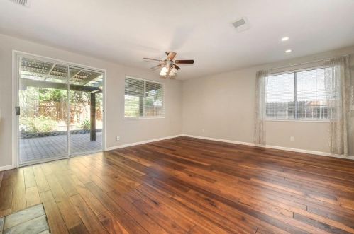 11407 Gold Station Dr, Rancho Cordova CA  95670-6209 exterior