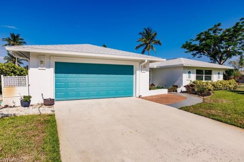 72 Pebble Beach Blvd, Naples, FL 34113-8336