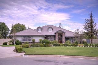15702 Legacy Ct, Bakersfield, CA 93314-7851