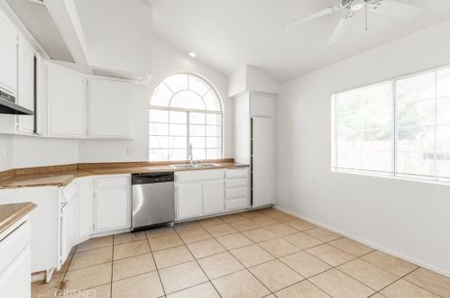 44920 Calston Ave, Lancaster CA  93535-1105 exterior