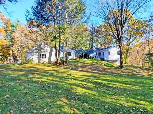 438 Branchville Rd, Ridgefield, CT 06877-6029