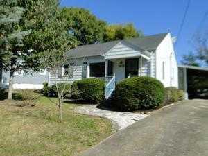 2434 Teeple St, Knoxville, TN 37917-4039