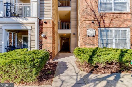 12949 Centre Park Cir, Herndon, VA 20171-5976