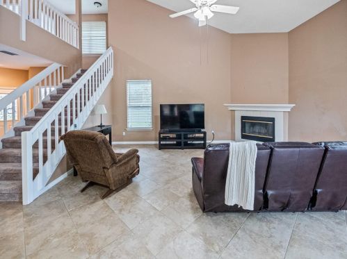 7217 Jaffery Ct, Orlando FL  32835-6158 exterior