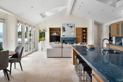 333 Belvedere Ave, Tiburon CA 94920-2429 exterior