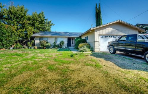 26378 Robin St, Esparto, CA 95627-2001