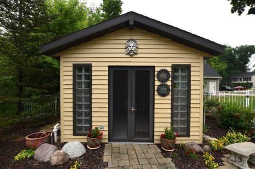 209 Trillium Cir, Green Bay WI  54313-4960 exterior