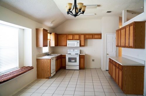 1104 Brook Ridge Ave, Allen, TX 75002-2706