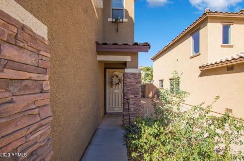 40282 Helen Ct, Maricopa, AZ 85138-5166