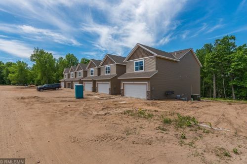 8066 Lost Lake Rd, Lake Hubert, MN 56468-2543